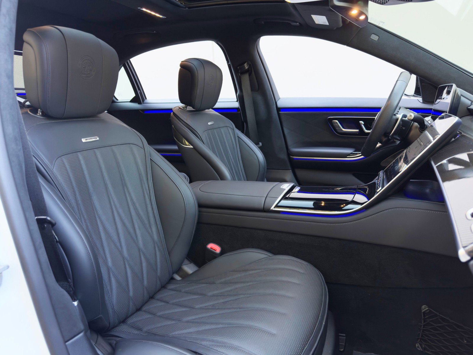 Used 2024 Mercedes-Benz S 63 AMG S image 42