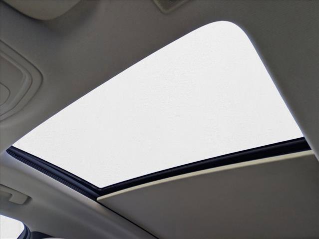 Used 2016 Cadillac XTS Luxury w/ Driver Awareness Package image 16