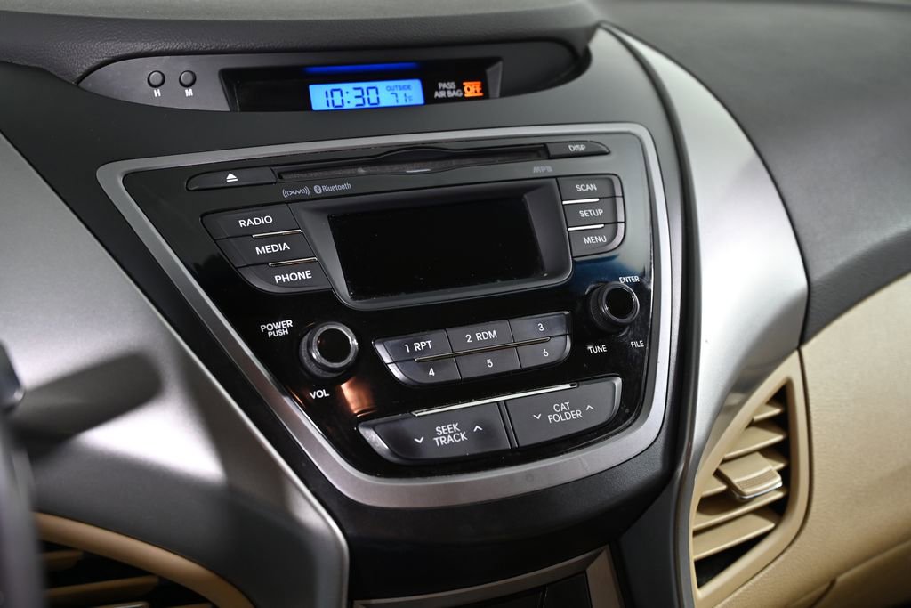 Used 2013 Hyundai Elantra Limited FWD image 13