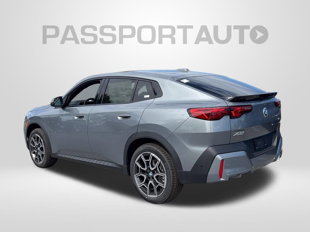 New 2026 BMW X2 xDrive28i w/ Technology Package AWD/4WD image 4