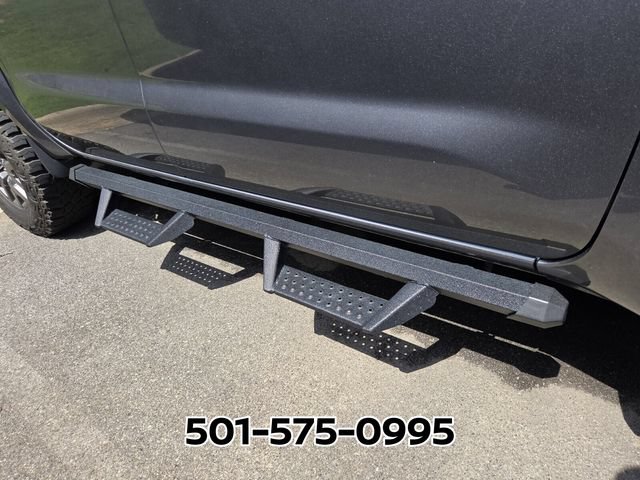 Used 2023 Nissan Frontier SV w/ SV Convenience Package AWD/4WD image 8