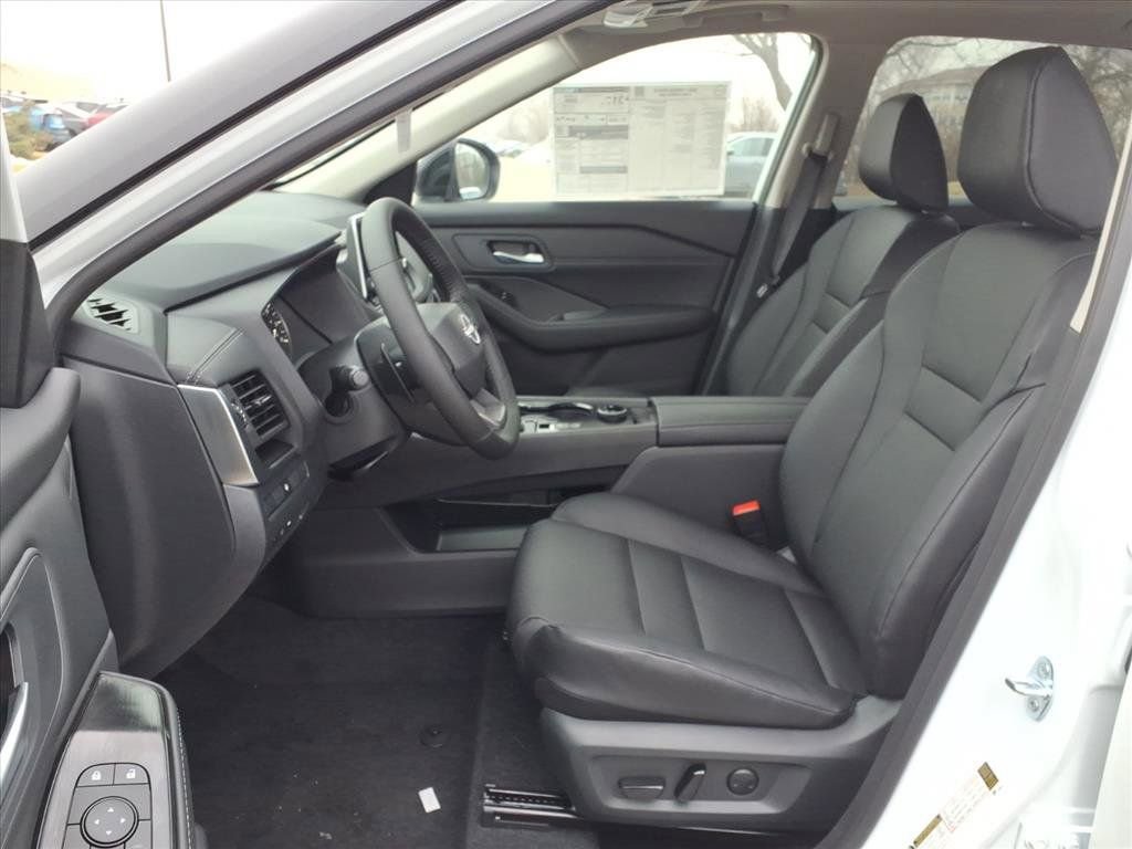 New 2026 Nissan Rogue SV image 26