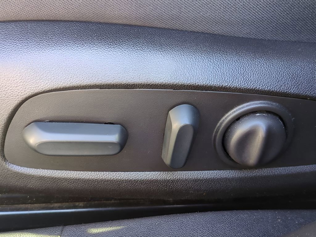 Used 2024 Chevrolet Malibu LT image 19