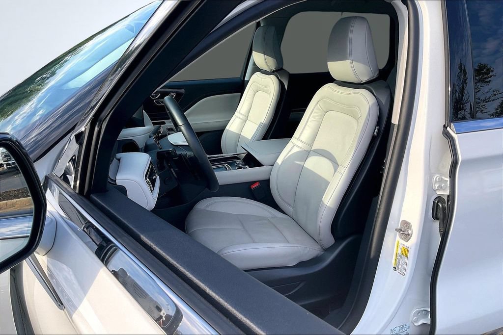 Used 2026 Lincoln Aviator Reserve RWD image 22
