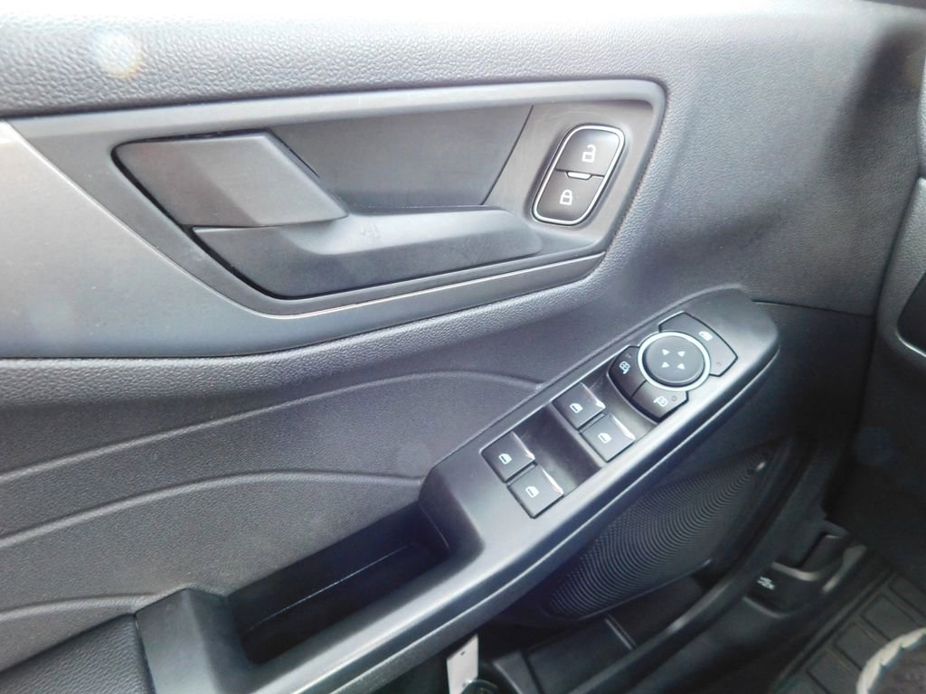 Used 2025 Ford Escape Active image 25