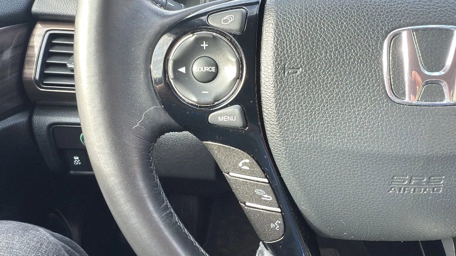 Used 2017 Honda Accord EX-L image 12