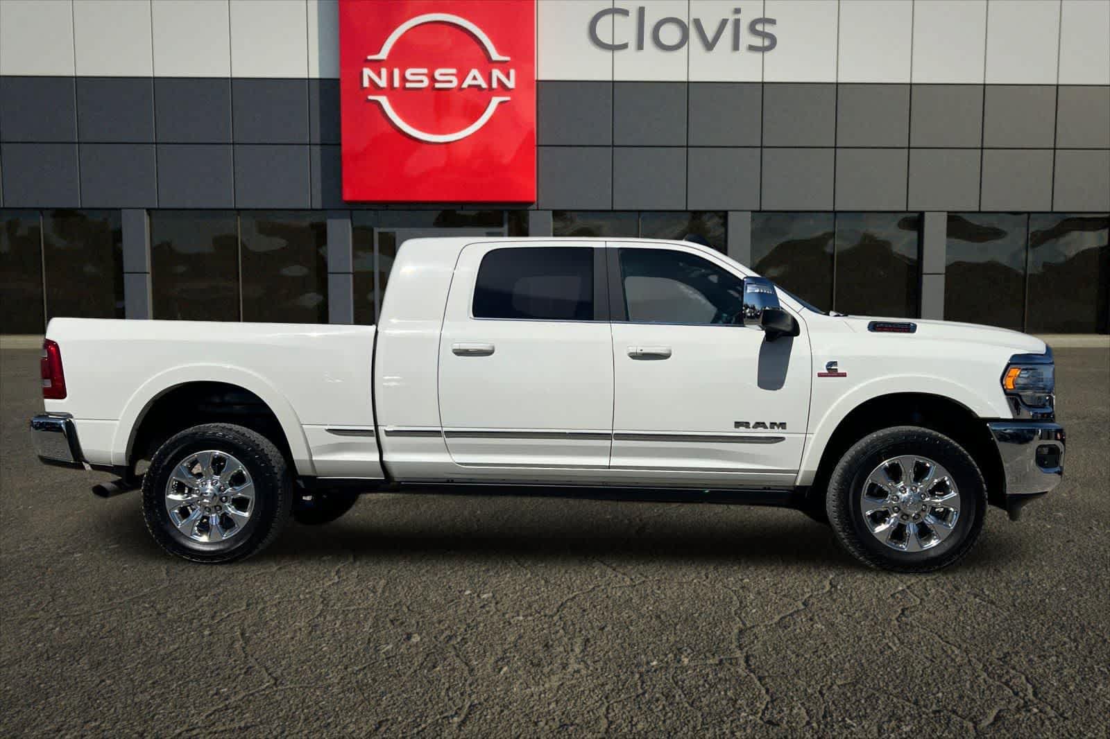 Used 2024 RAM 2500 Limited AWD/4WD image 9