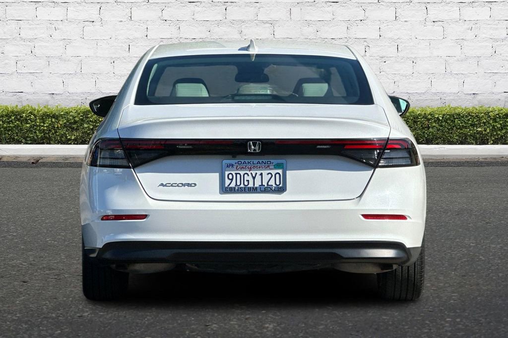 Used 2023 Honda Accord EX image 5