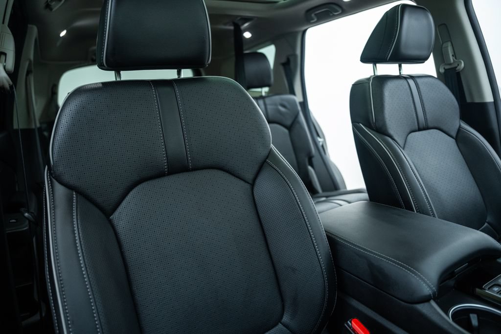 Used 2025 Honda Pilot Elite image 43