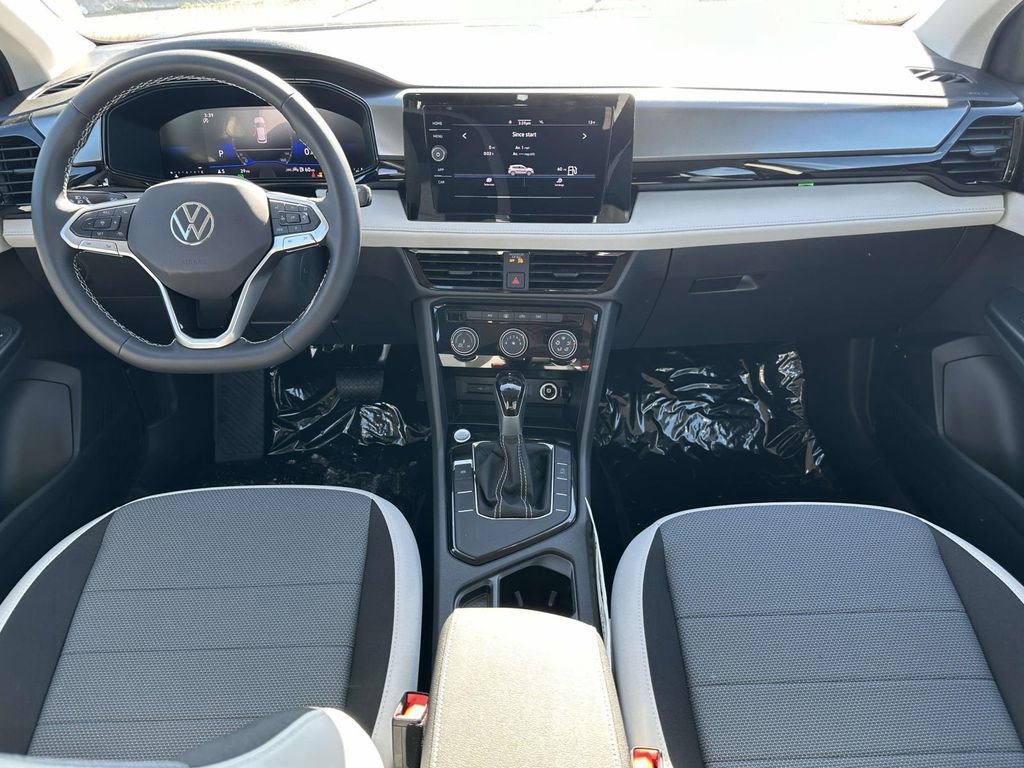 New 2025 Volkswagen Taos S image 10