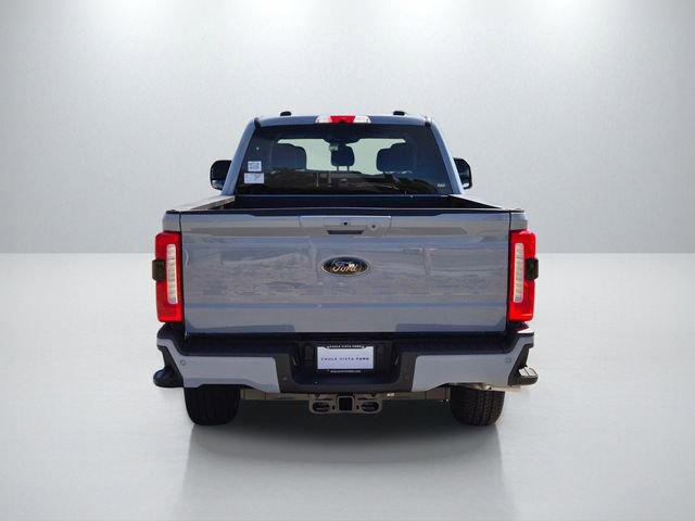 New 2026 Ford F250 Lariat w/ Black Appearance Package AWD/4WD image 5
