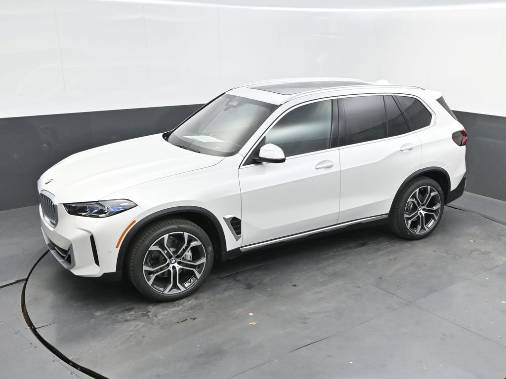 New 2026 BMW X5 xDrive40i w/ Parking Assistance Package AWD/4WD image 37