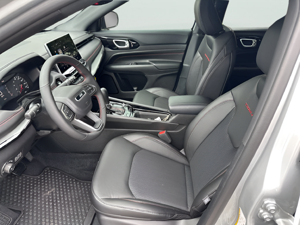 New 2026 Jeep Compass Trailhawk AWD/4WD image 18