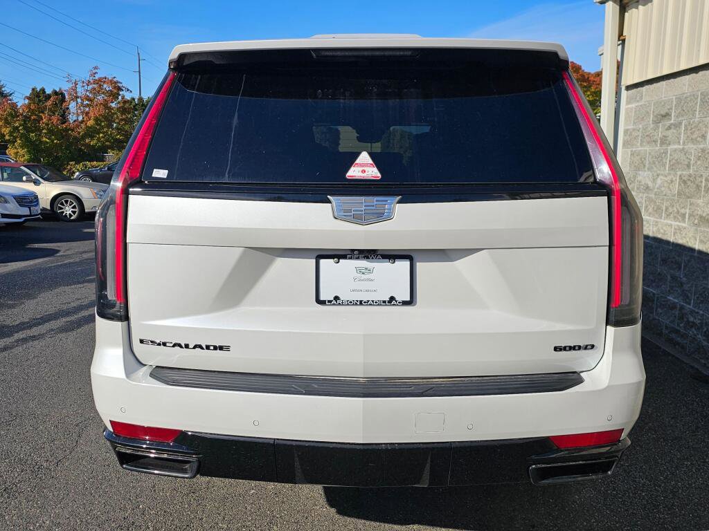 Certified 2023 Cadillac Escalade ESV Sport Platinum image 7