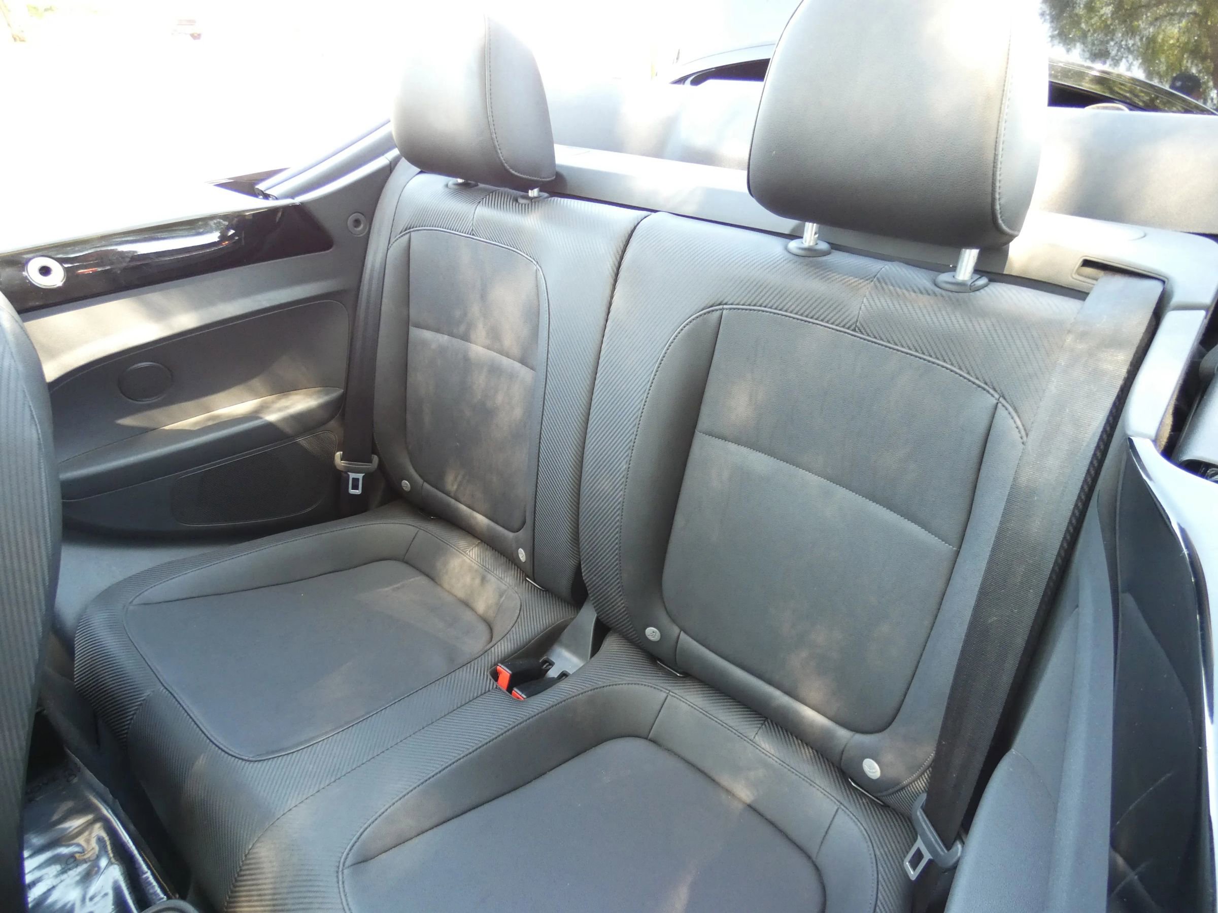 Used 2014 Volkswagen Beetle 2.5 image 40