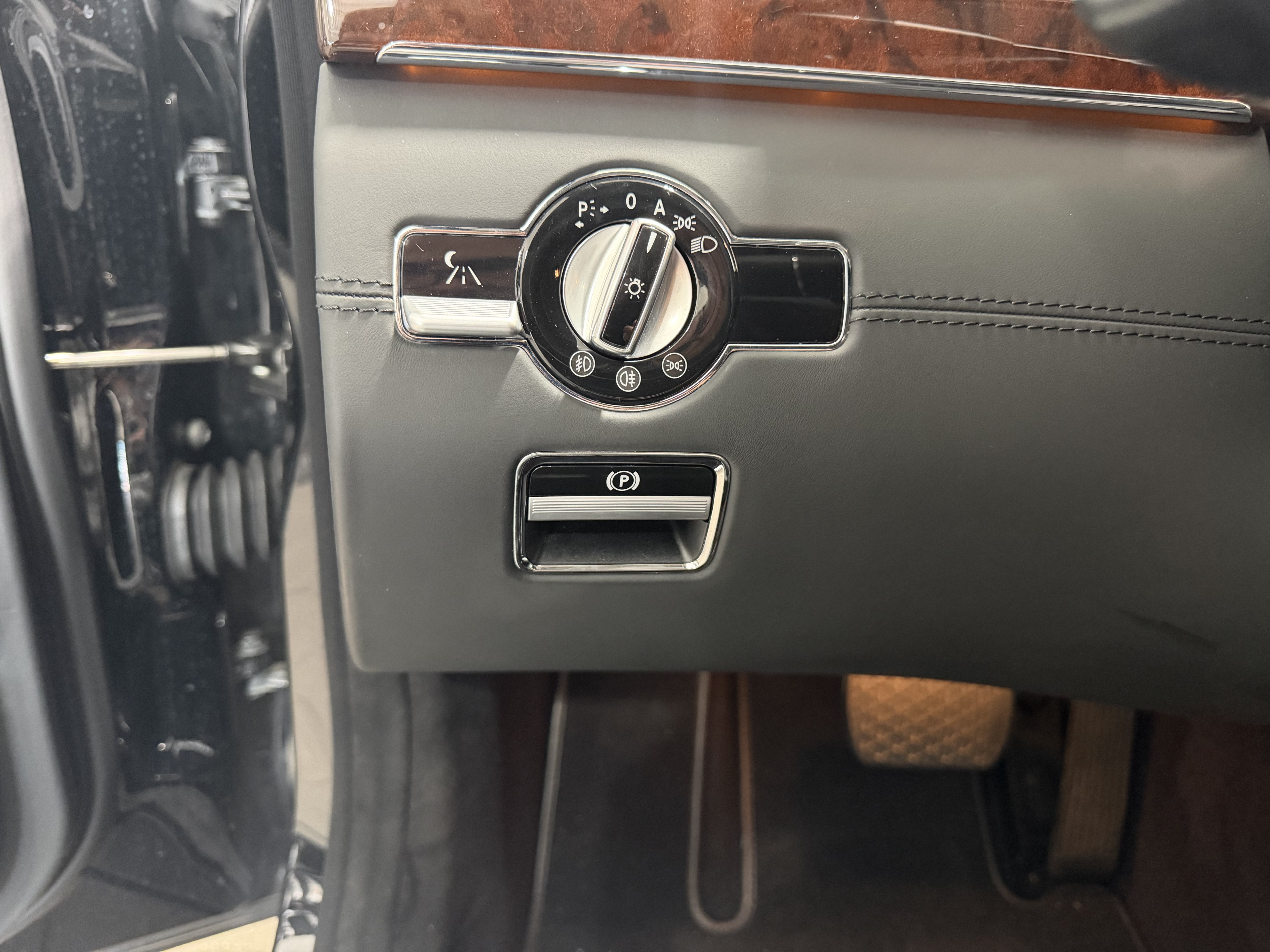 Used 2009 Mercedes-Benz S 600 image 14