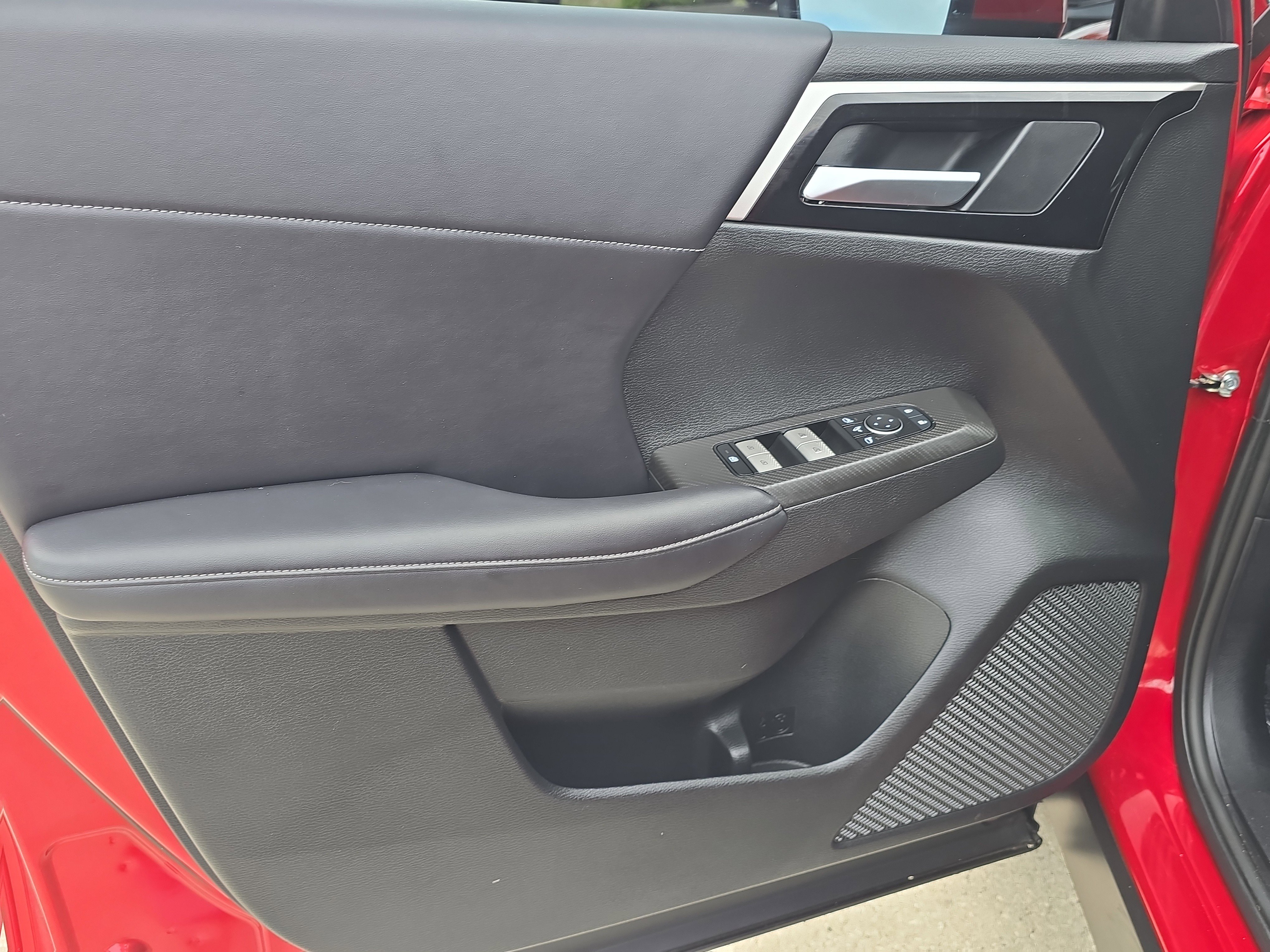 Used 2024 Mitsubishi Outlander SE FWD image 18