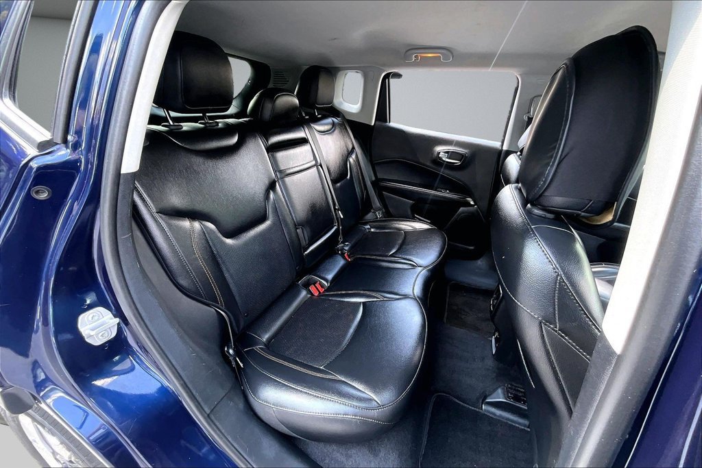 Used 2019 Jeep Compass Limited AWD/4WD image 25