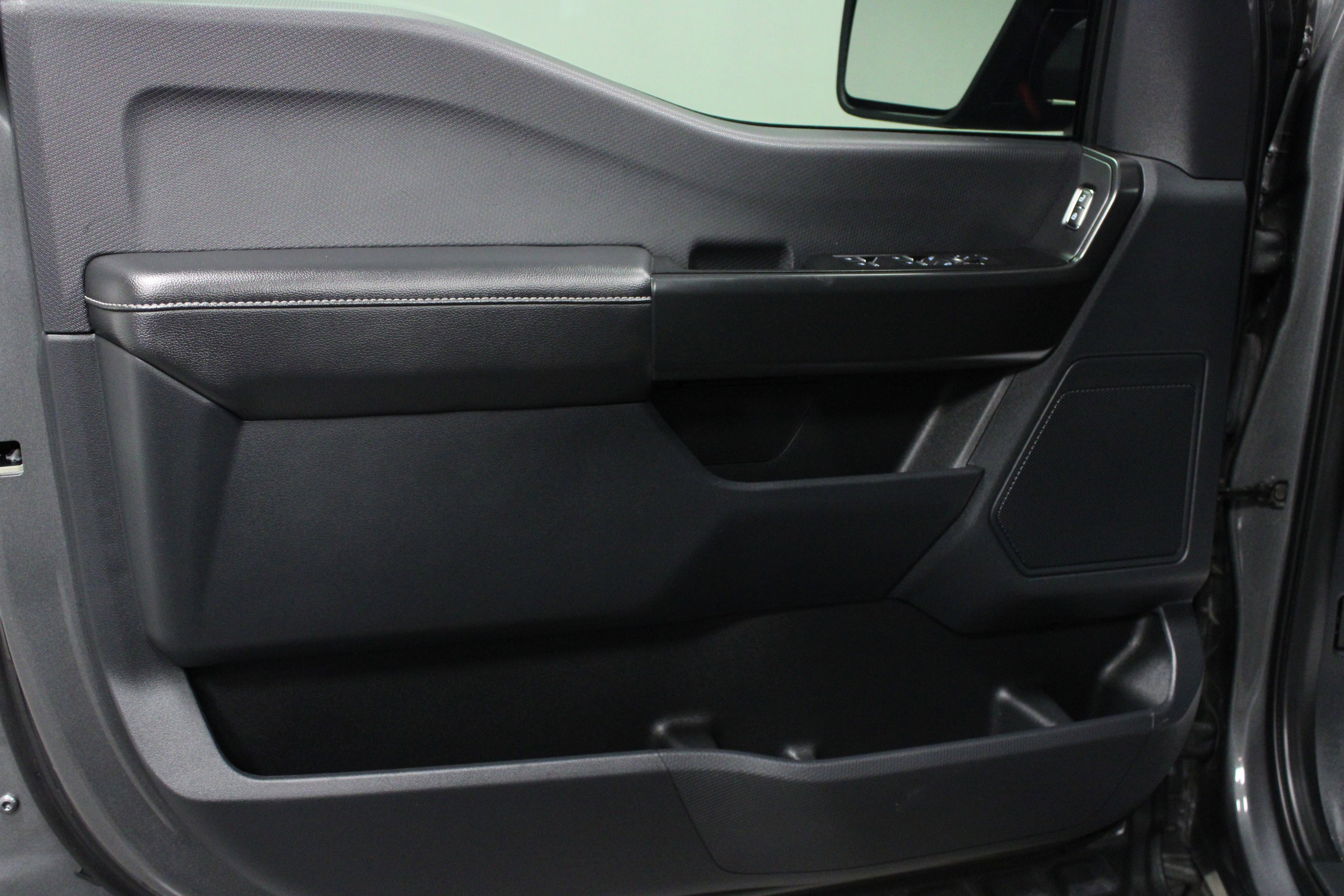Used 2024 Ford F150 STX w/ STX Black Appearance Package RWD image 11