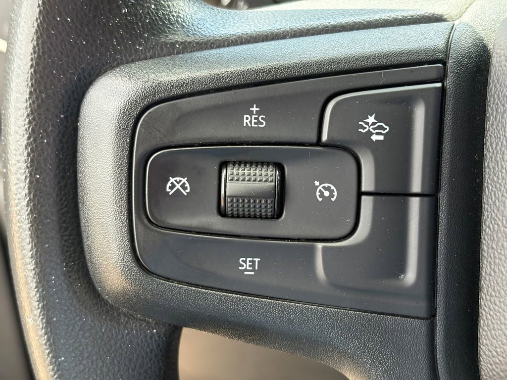 Used 2023 Chevrolet Silverado 1500 Custom RWD image 22