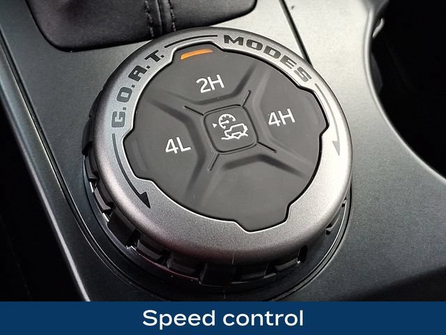 Used 2025 Ford Bronco Outer Banks AWD/4WD image 17