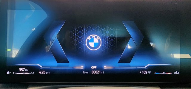 New 2026 BMW 330i xDrive Sedan w/ Premium Package AWD/4WD image 18