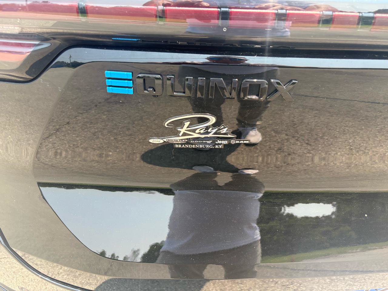 Used 2024 Chevrolet Equinox EV RS FWD image 60