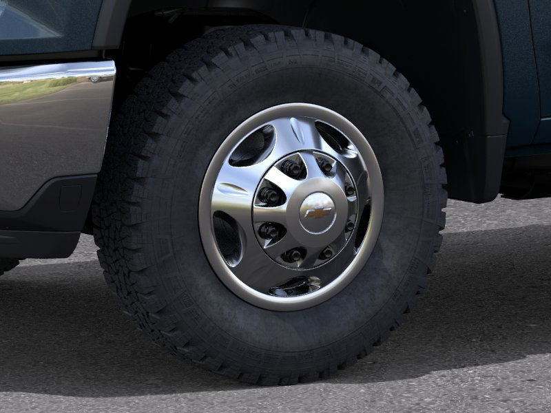 New 2026 Chevrolet Silverado 3500 LT image 9