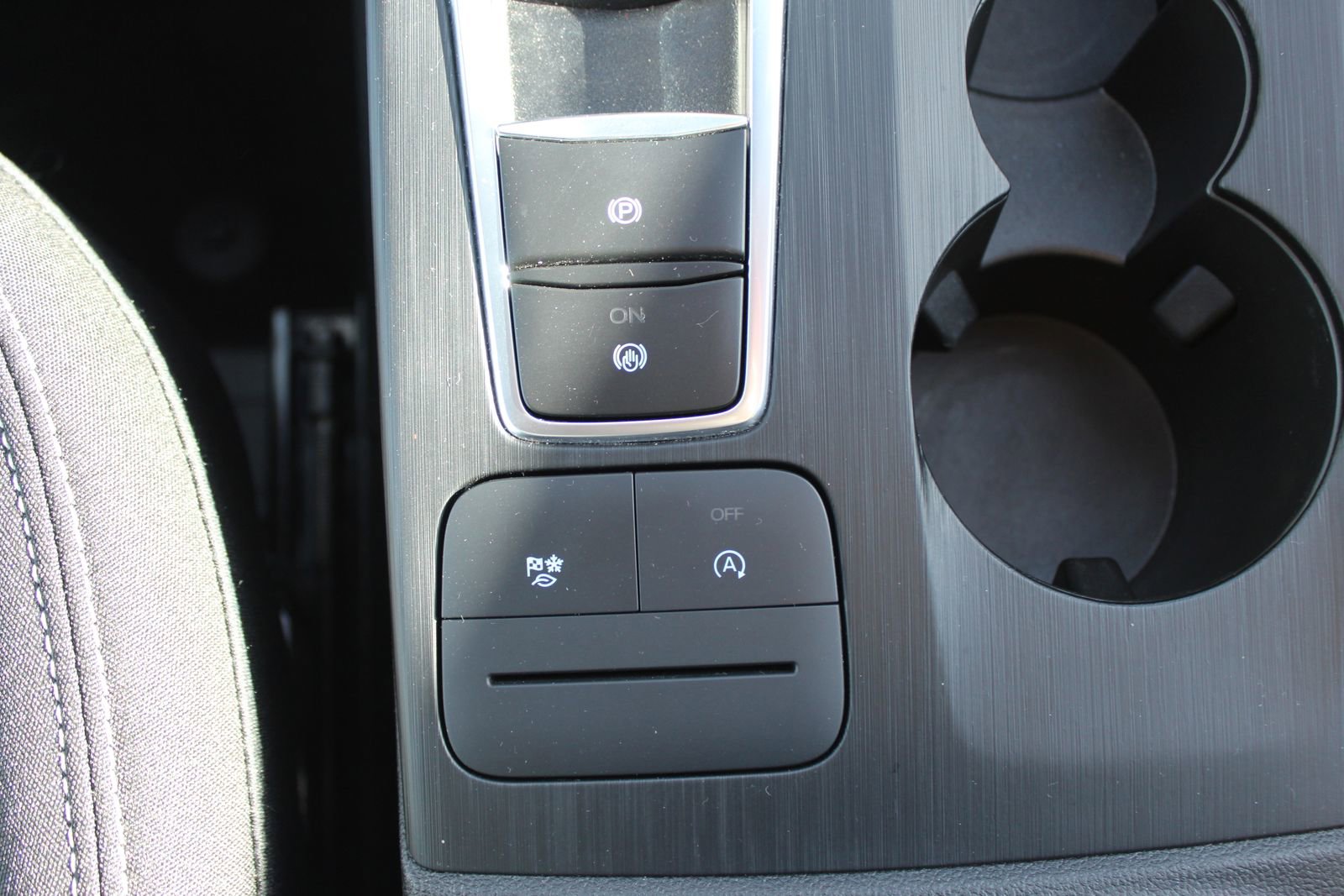 Used 2023 Ford Escape Active image 29