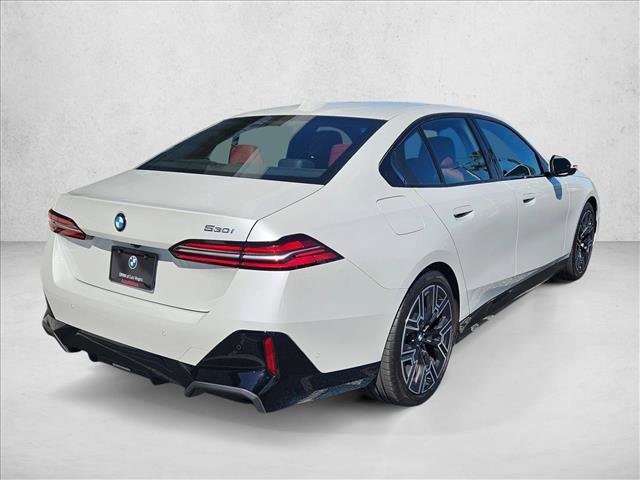 Used 2025 BMW 530i w/ M Sport Package image 5