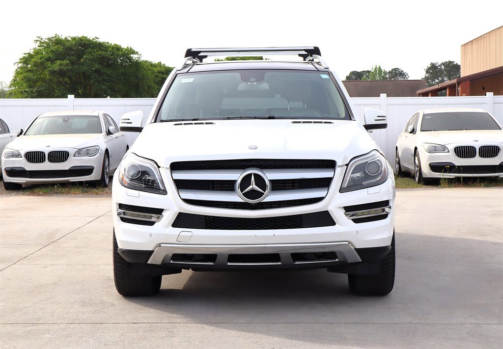 Used 2015 Mercedes-Benz GL 320 BlueTEC 4MATIC image 2