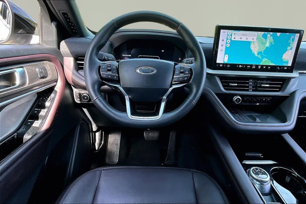 Used 2025 Ford Explorer Platinum w/ LUX Leather Package image 8