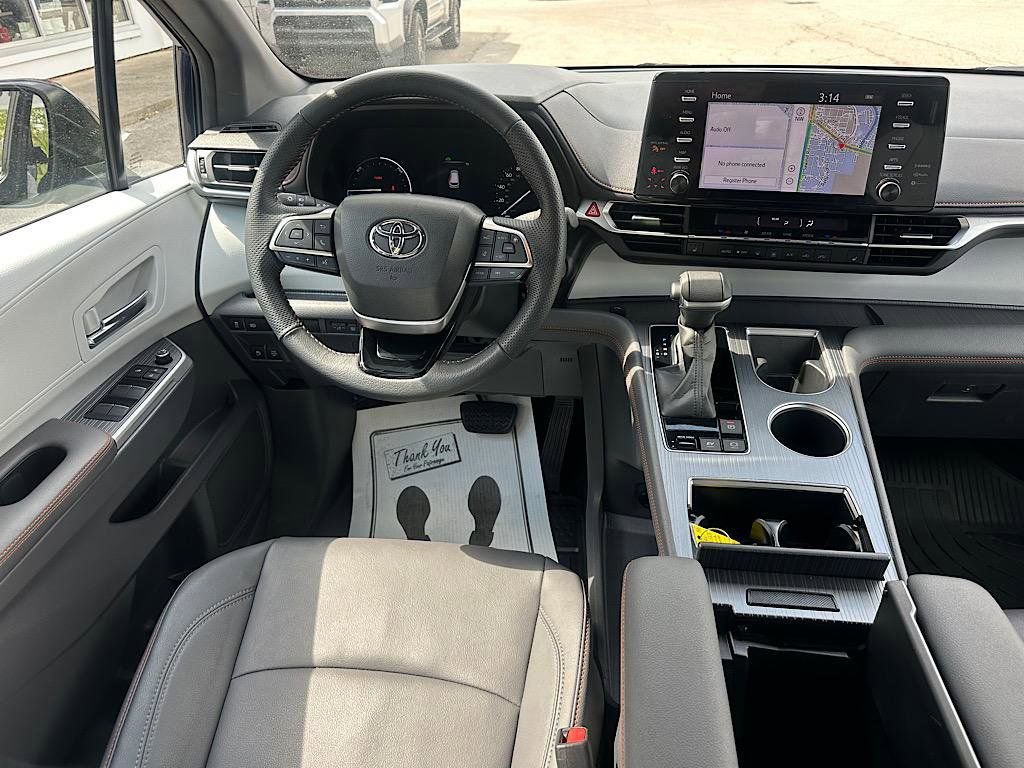Certified 2022 Toyota Sienna XSE AWD/4WD image 21