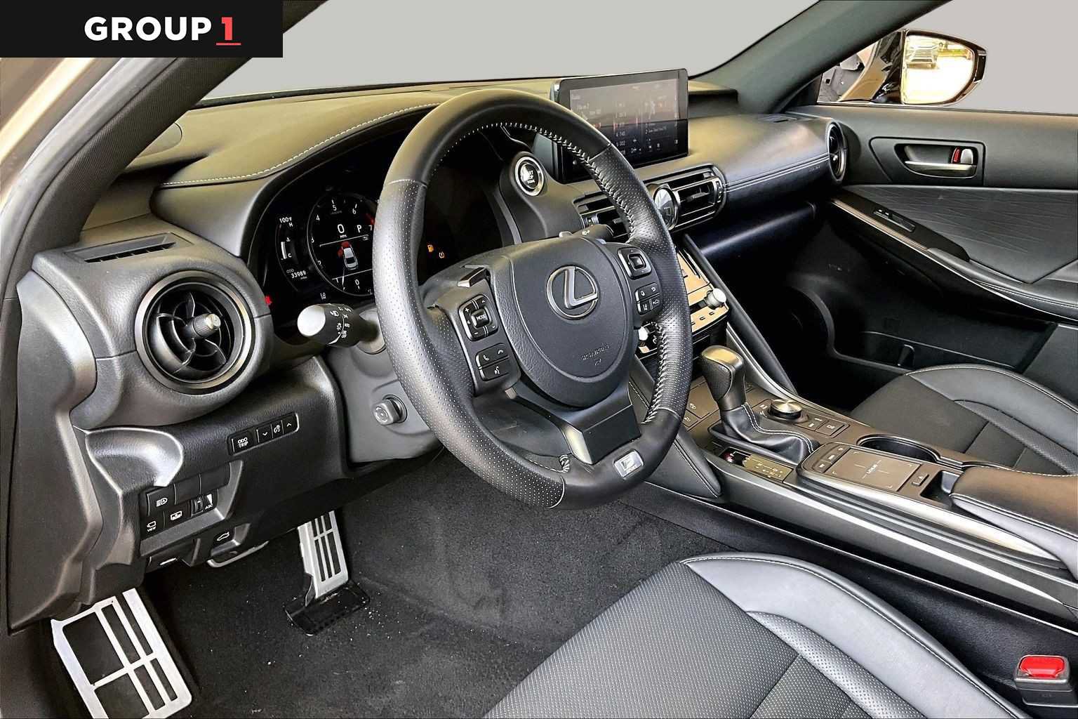 Used 2023 Lexus IS 350 F Sport RWD image 16