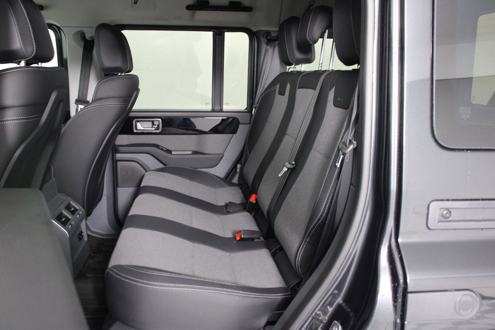 Used 2024 INEOS Grenadier image 30