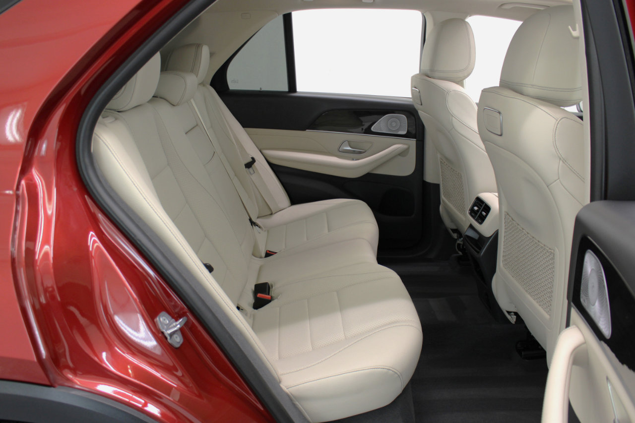 Used 2020 Mercedes-Benz GLE 350 w/ Premium Package image 42