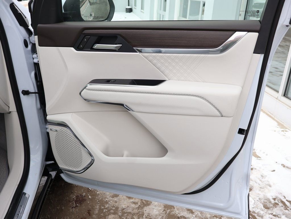 New 2026 GMC Acadia Denali w/ Super Cruise Package image 40