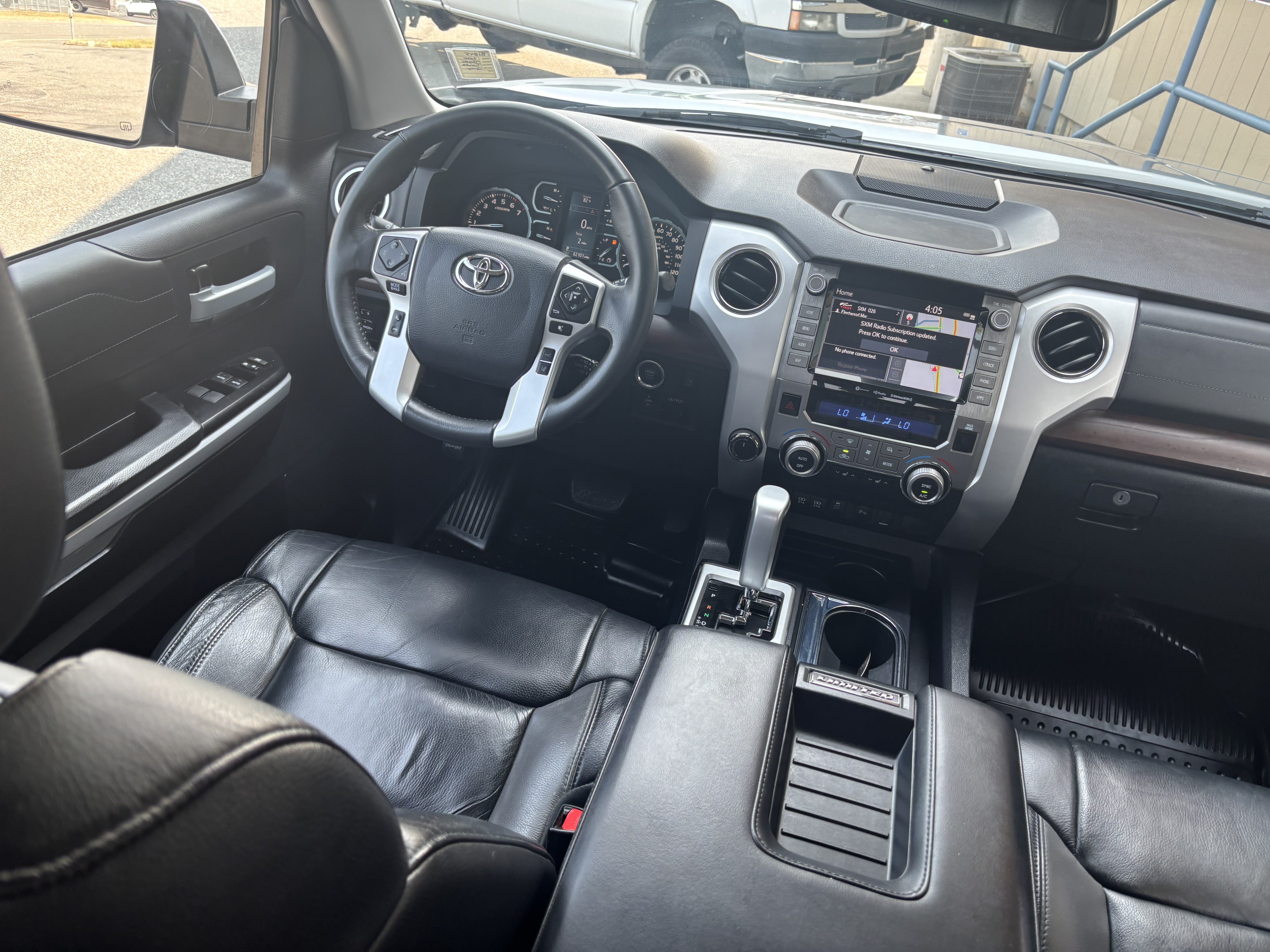 Used 2020 Toyota Tundra Limited w/ Limited Premium Package AWD/4WD image 21