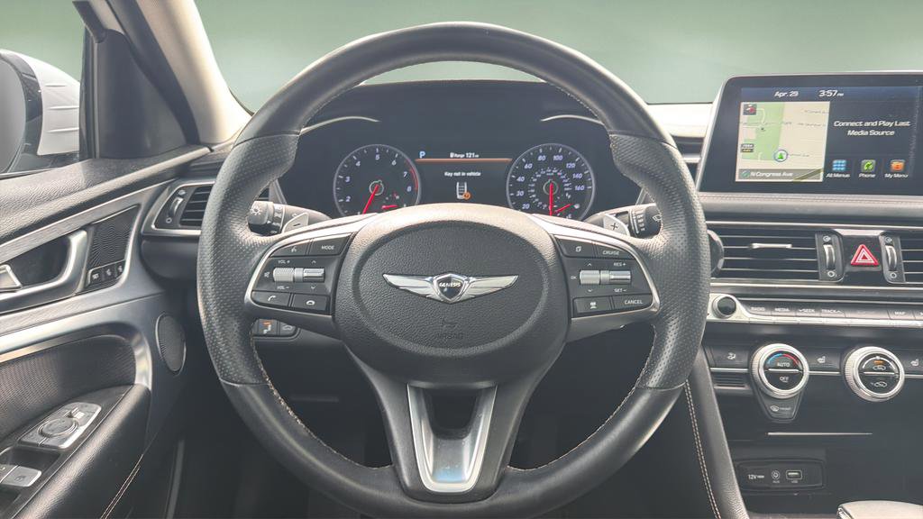 Used 2020 Genesis G70 2.0T w/ Elite Package RWD image 9