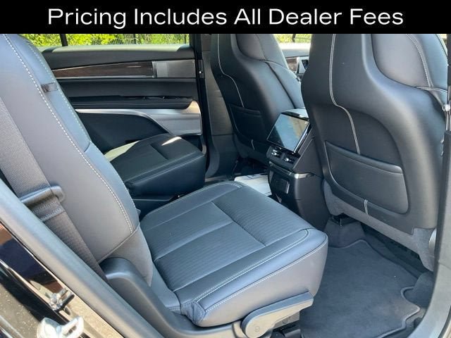 New 2027 Cadillac Vistiq Sport AWD/4WD image 20