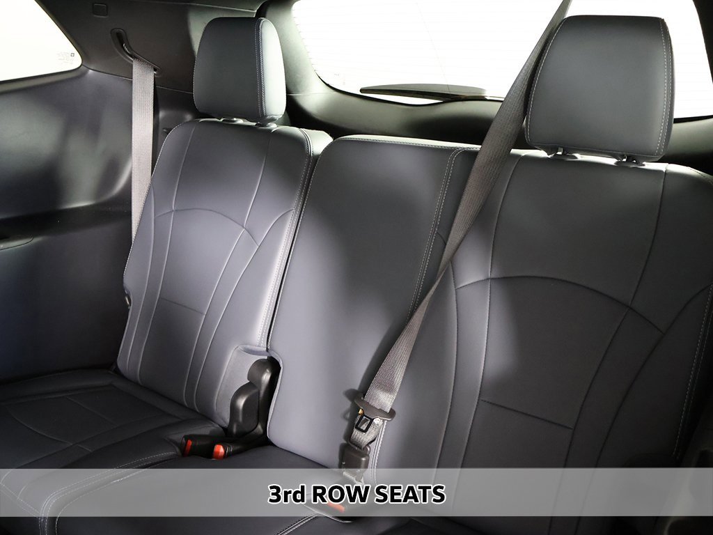 Used 2024 Buick Enclave Premium image 10