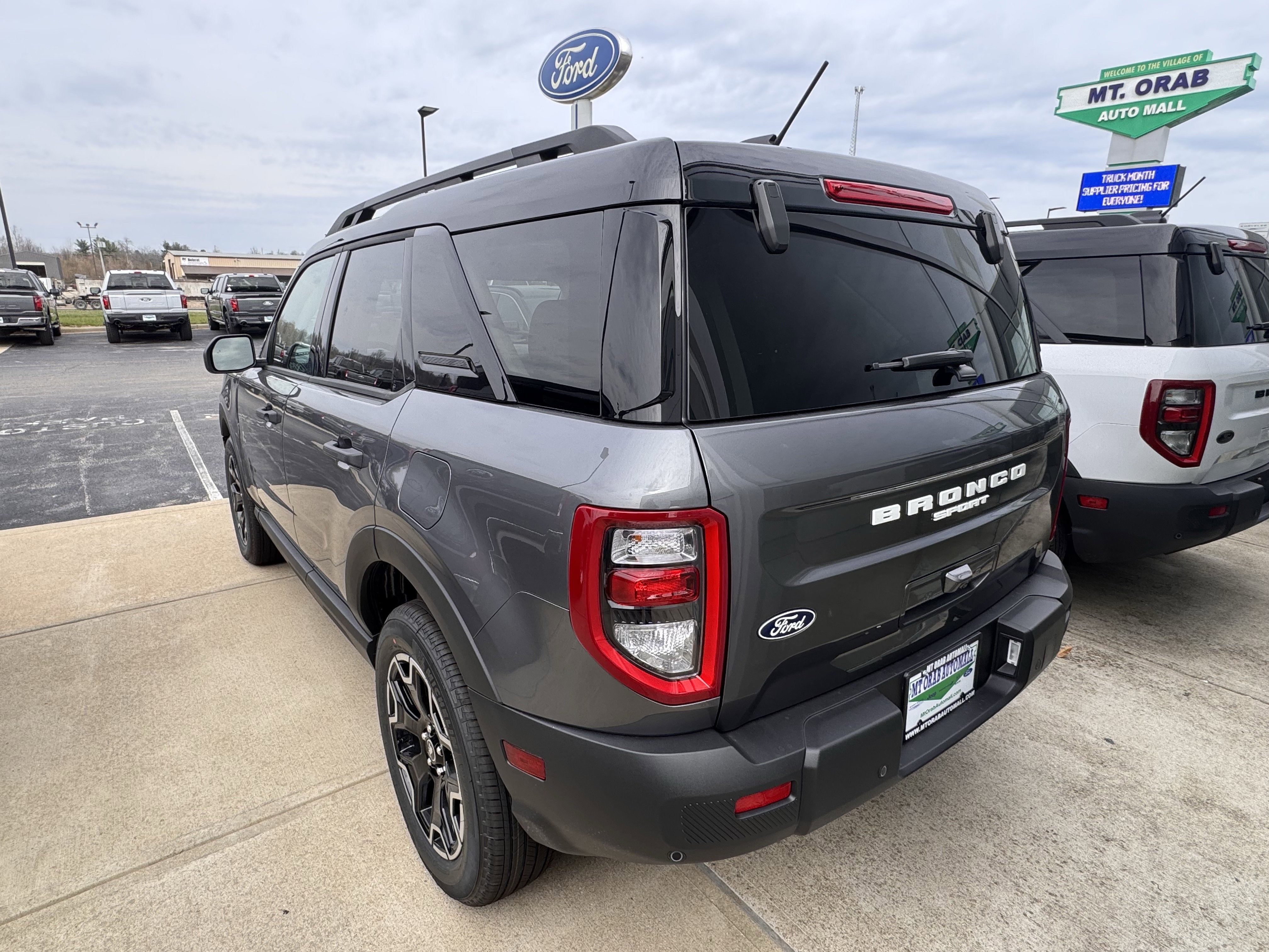 New 2026 Ford Bronco Sport Outer Banks image 3