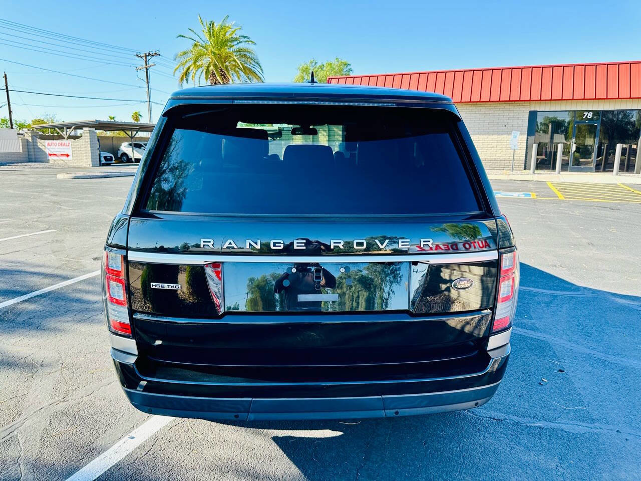 Used 2016 Land Rover Range Rover HSE image 6