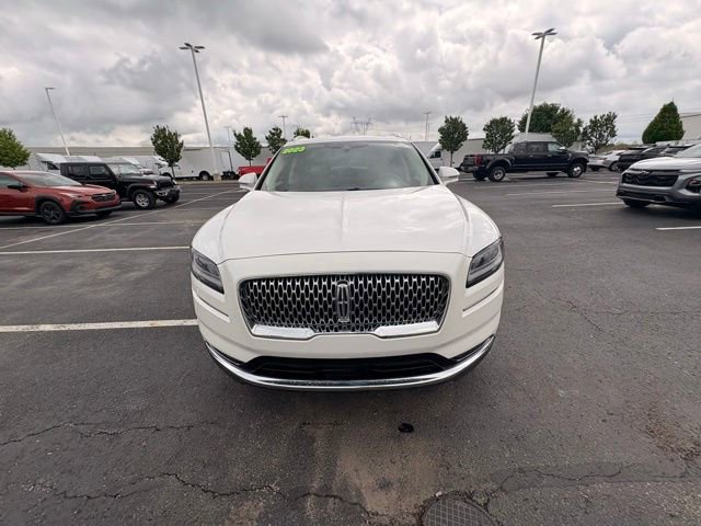 Used 2023 Lincoln Nautilus Reserve AWD/4WD image 2