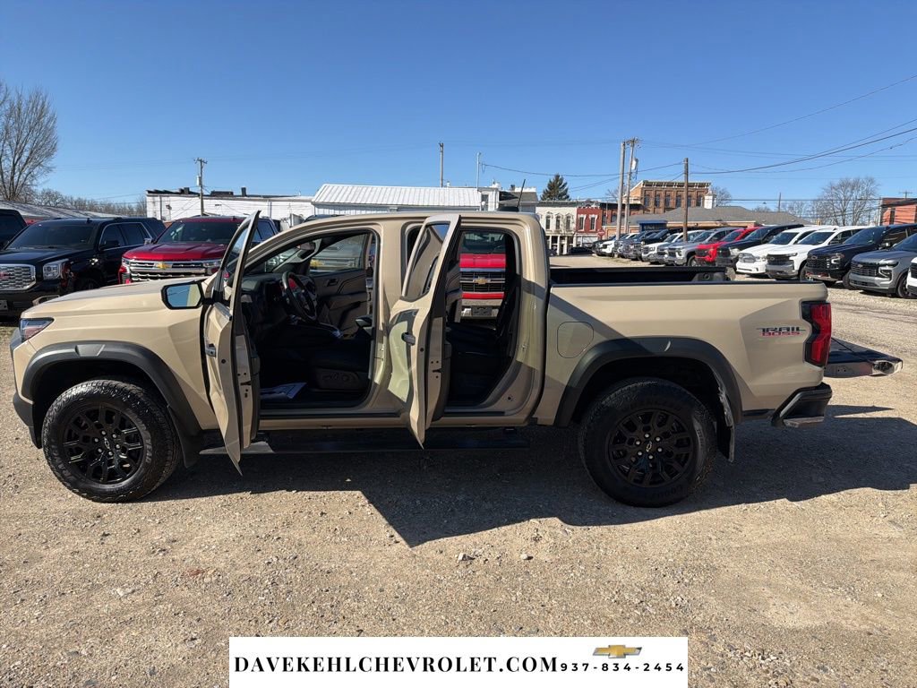 Used 2024 Chevrolet Colorado Trail Boss w/ Technology Package image 22