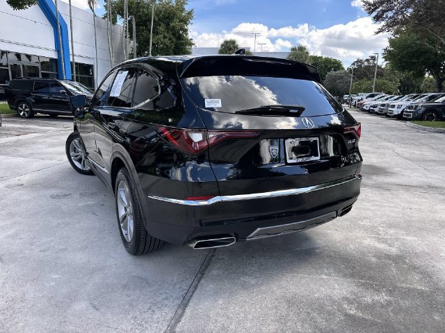 Used 2025 Acura MDX FWD image 12