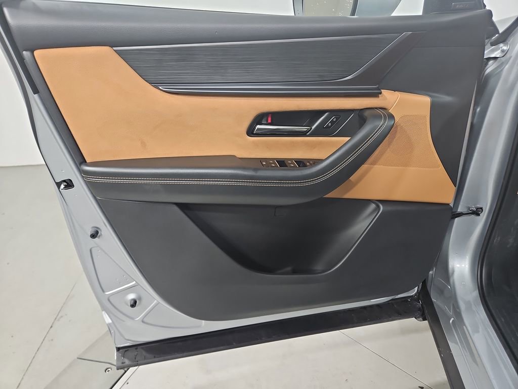 Used 2024 MAZDA CX-90 3.3 Turbo S w/ Premium Plus image 11