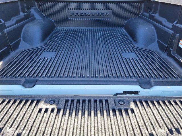 Used 2023 Nissan Frontier SV image 17