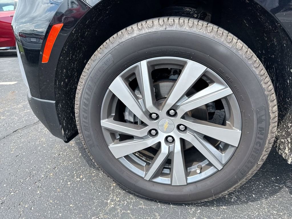 Used 2023 Chevrolet Equinox LT AWD/4WD image 10