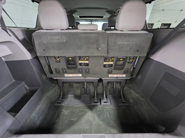 Used 2017 Toyota Sienna XLE w/ XLE Navigation Package image 22